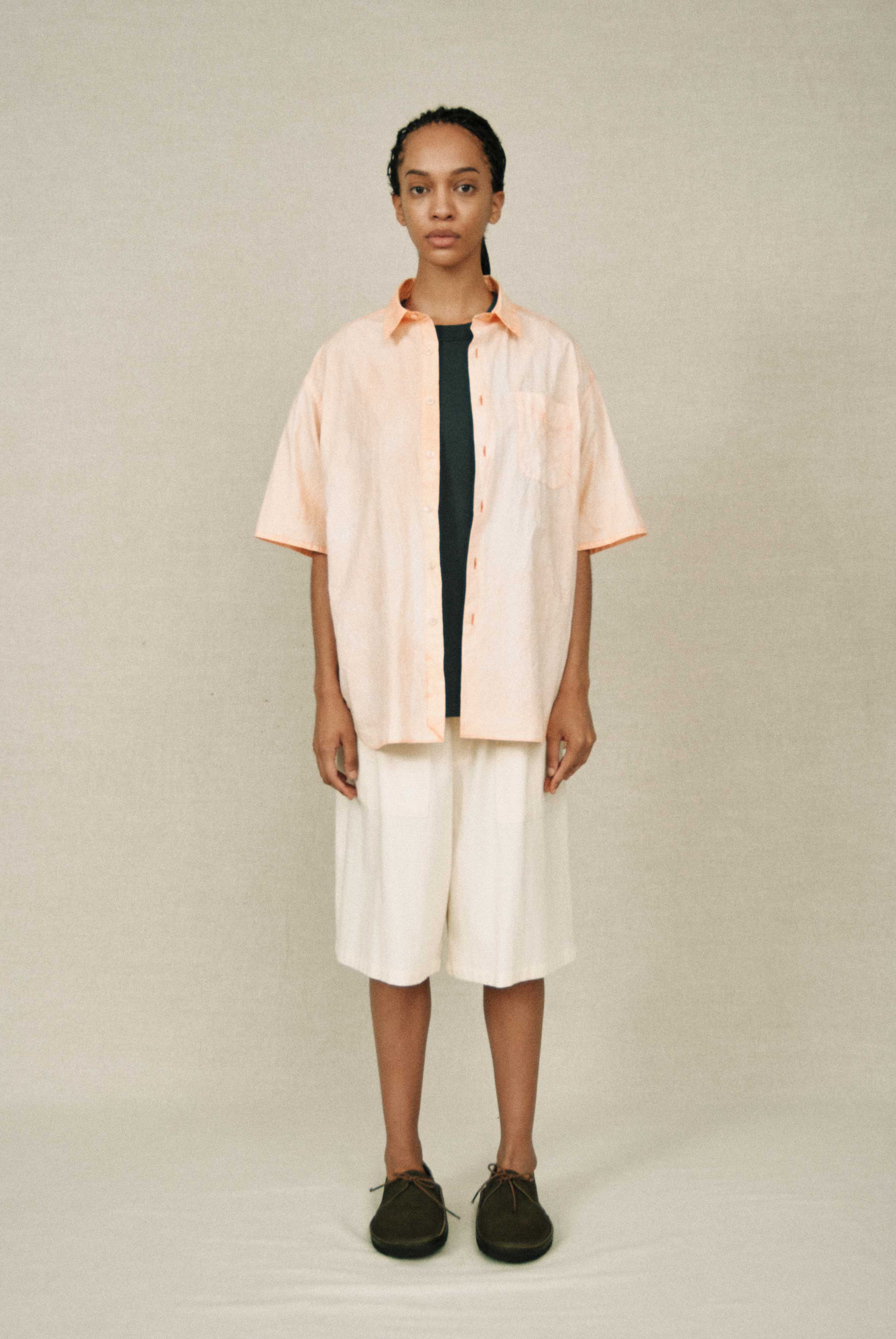 REGULAR COLLAR S/S SHIRT (NATURAL GARMENT DYE)