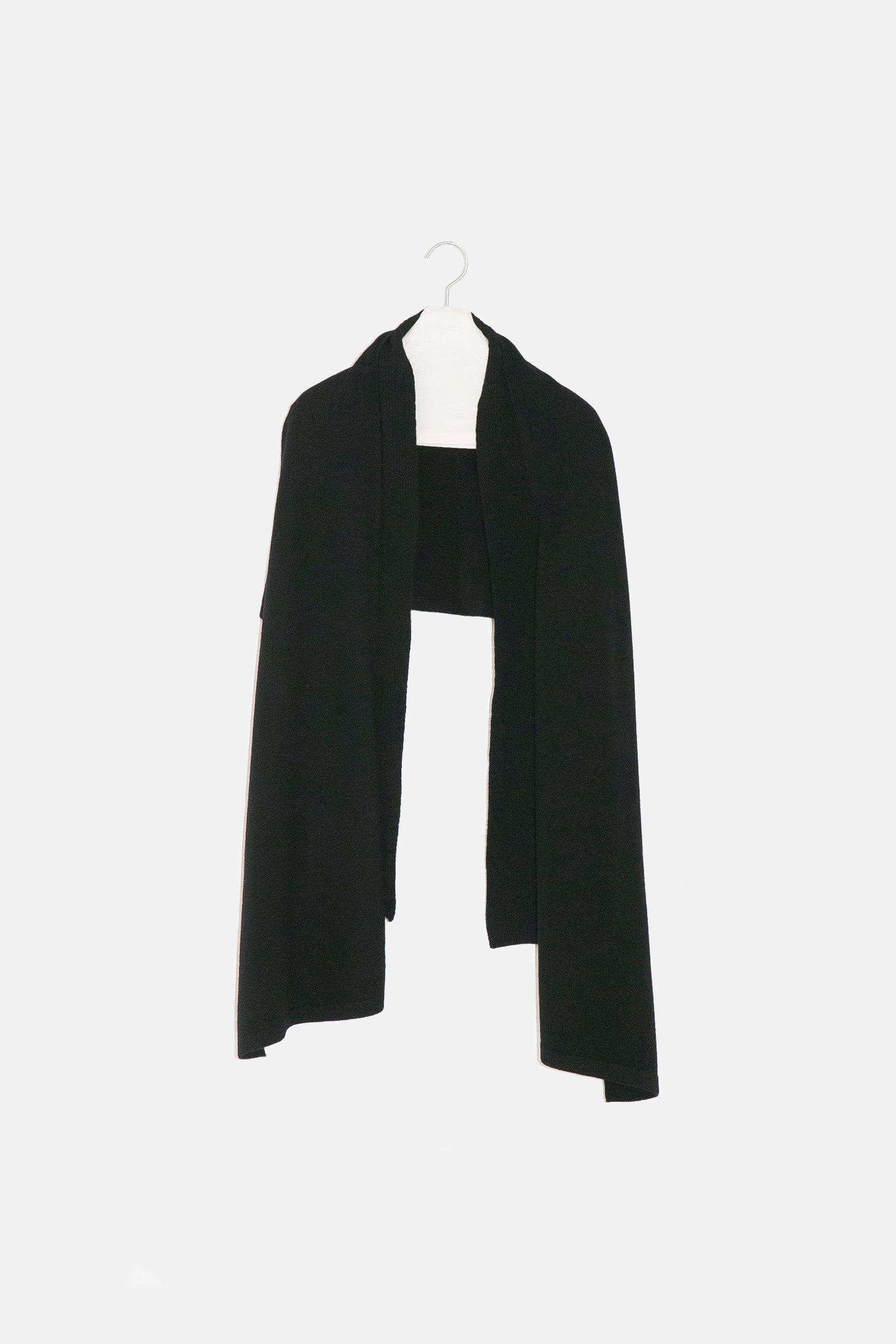 W SCARF