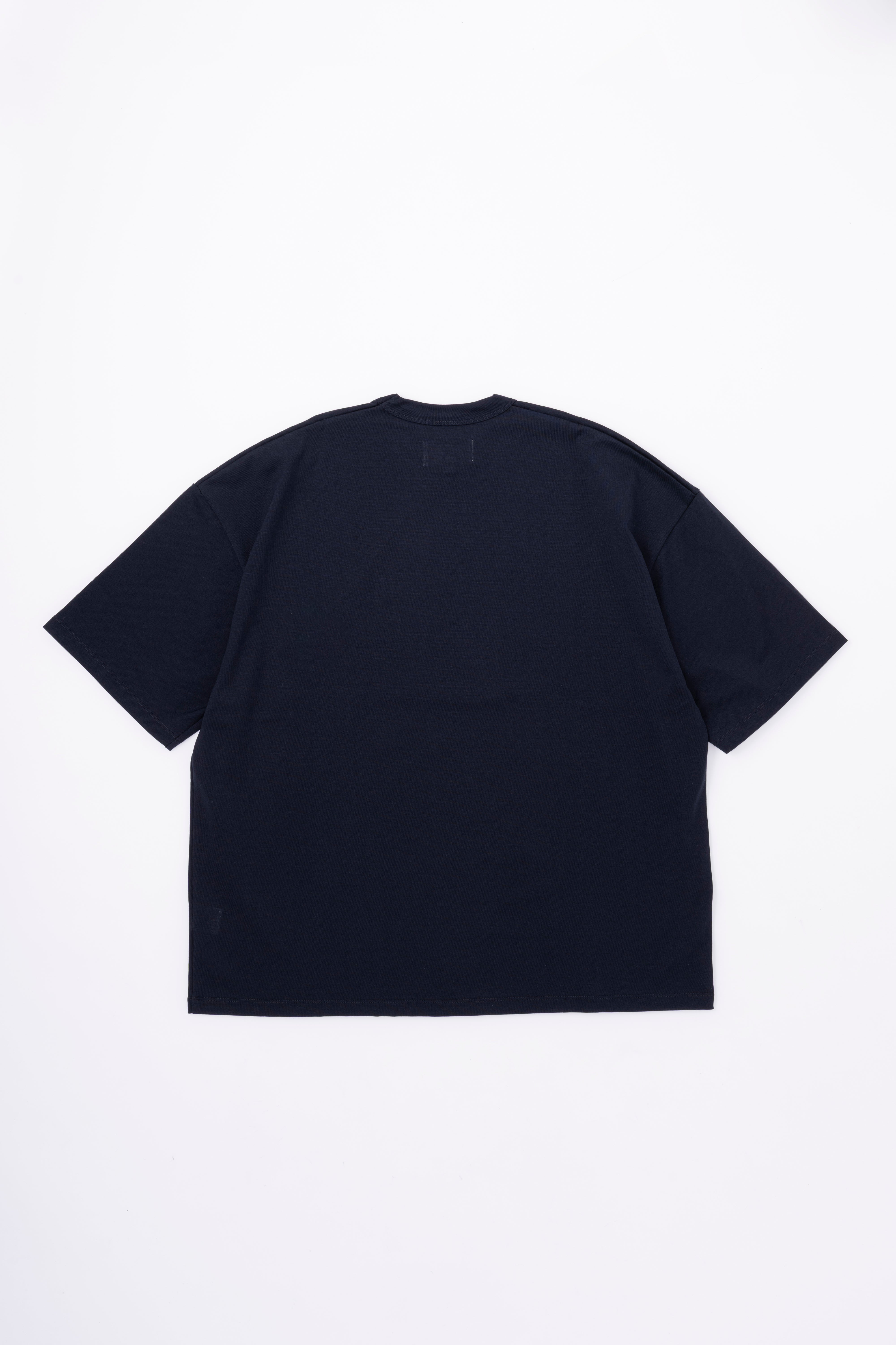 BIG T-SHIRT