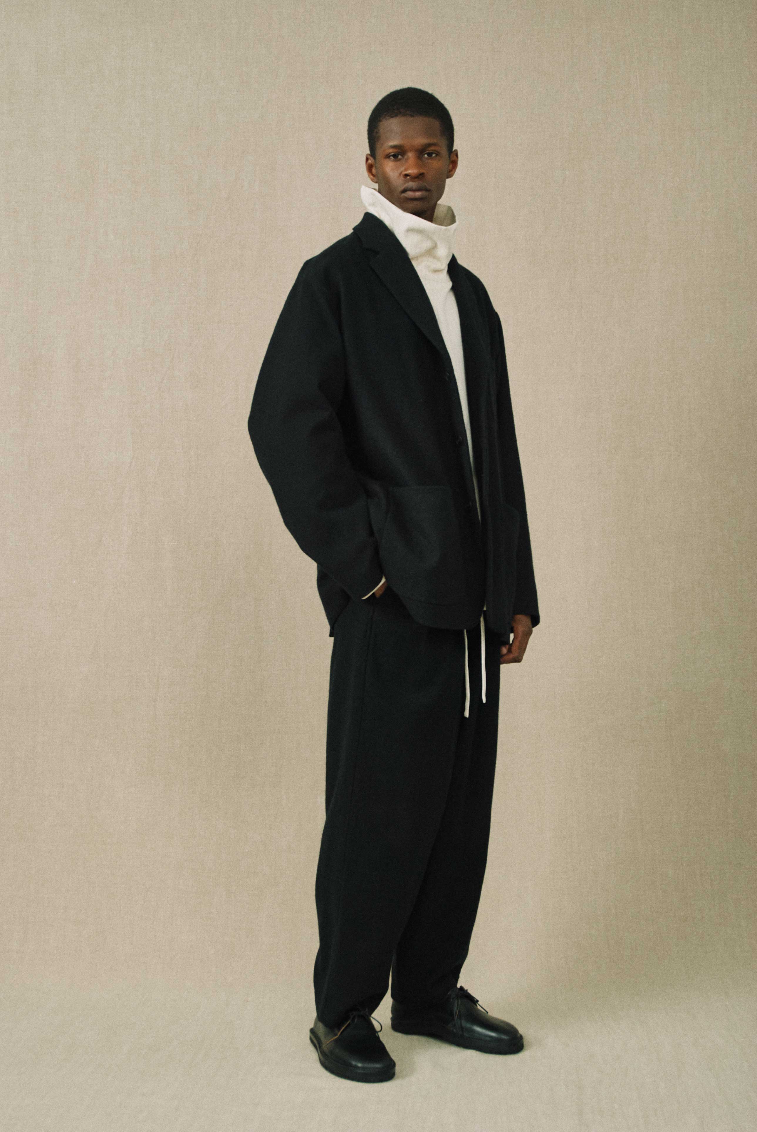 HIGH NECK PULLOVER