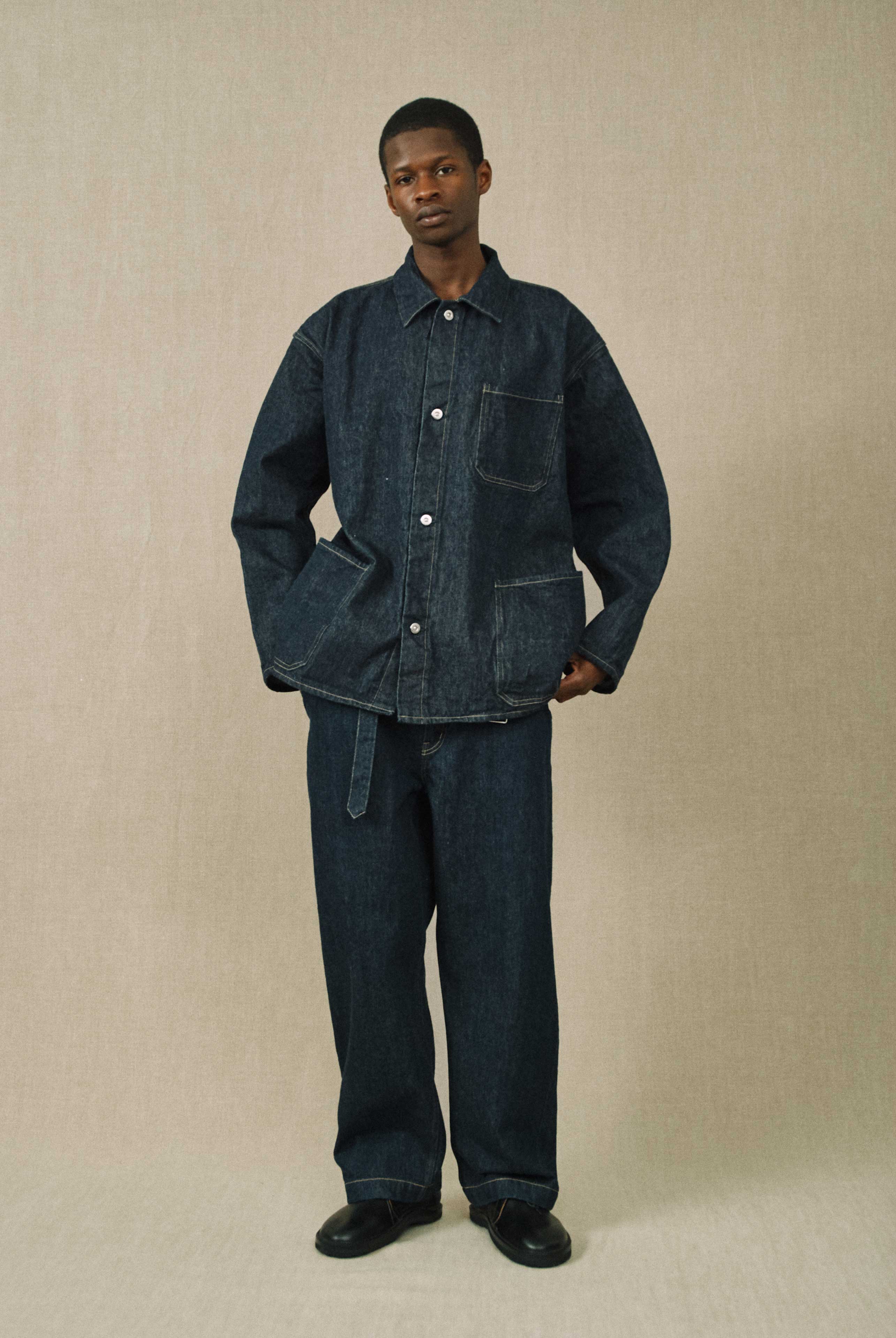 BELTED TROUSERS