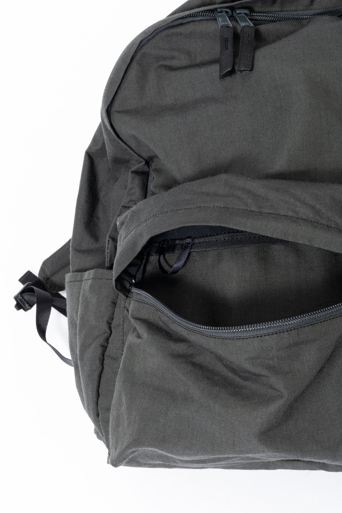 RESEARCHER BACK PACK