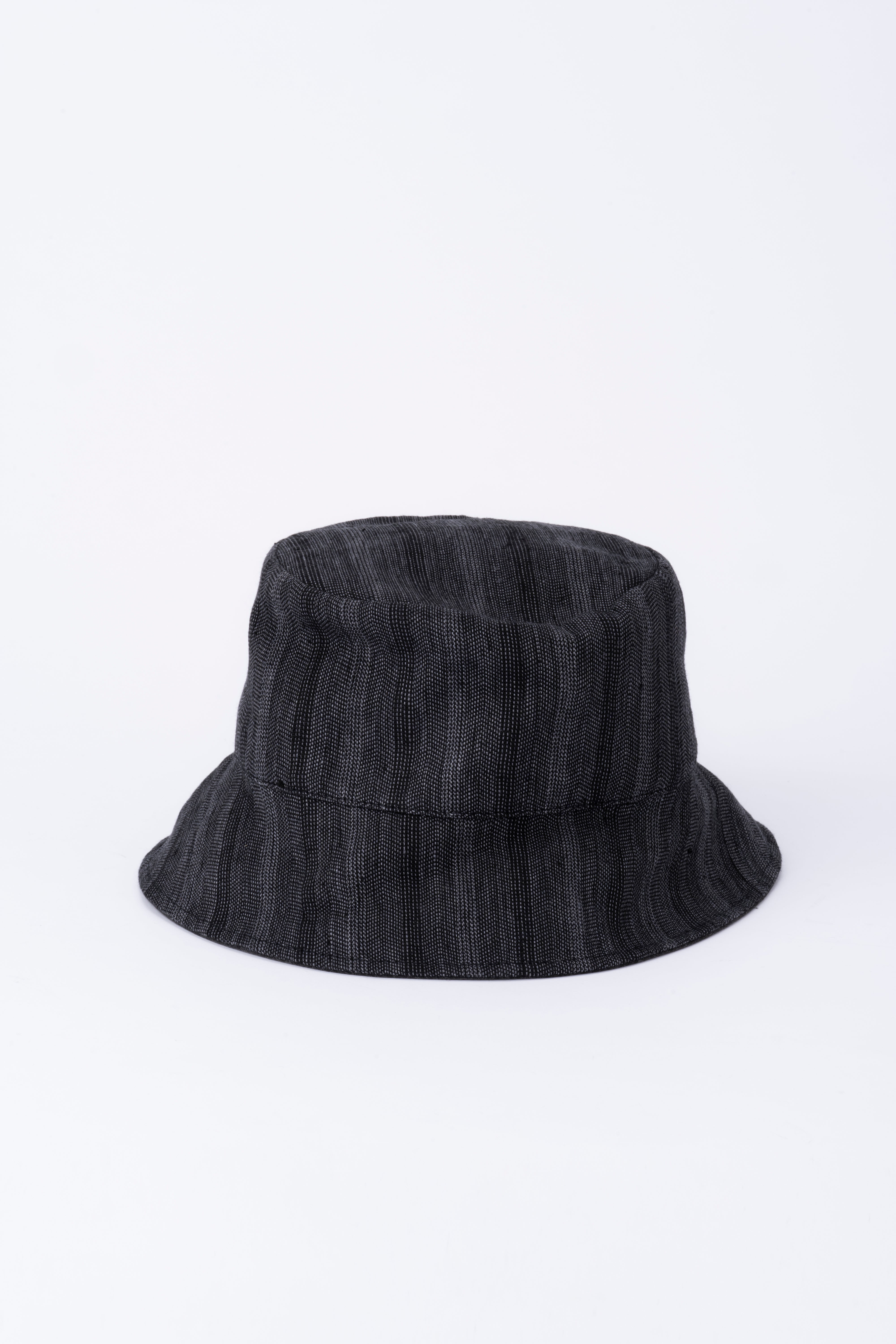 REVERSIBLE HAT