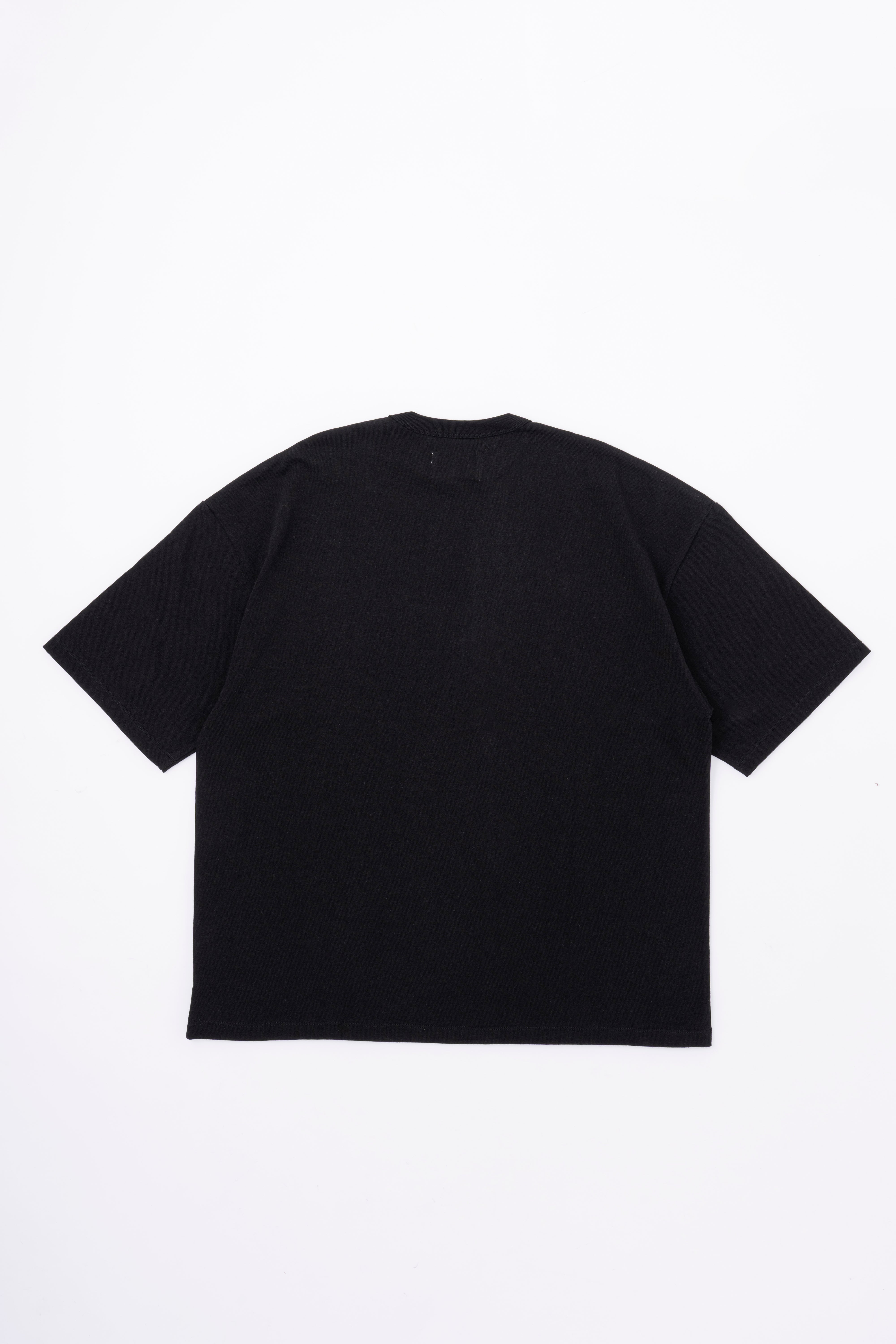 BIG T-SHIRT