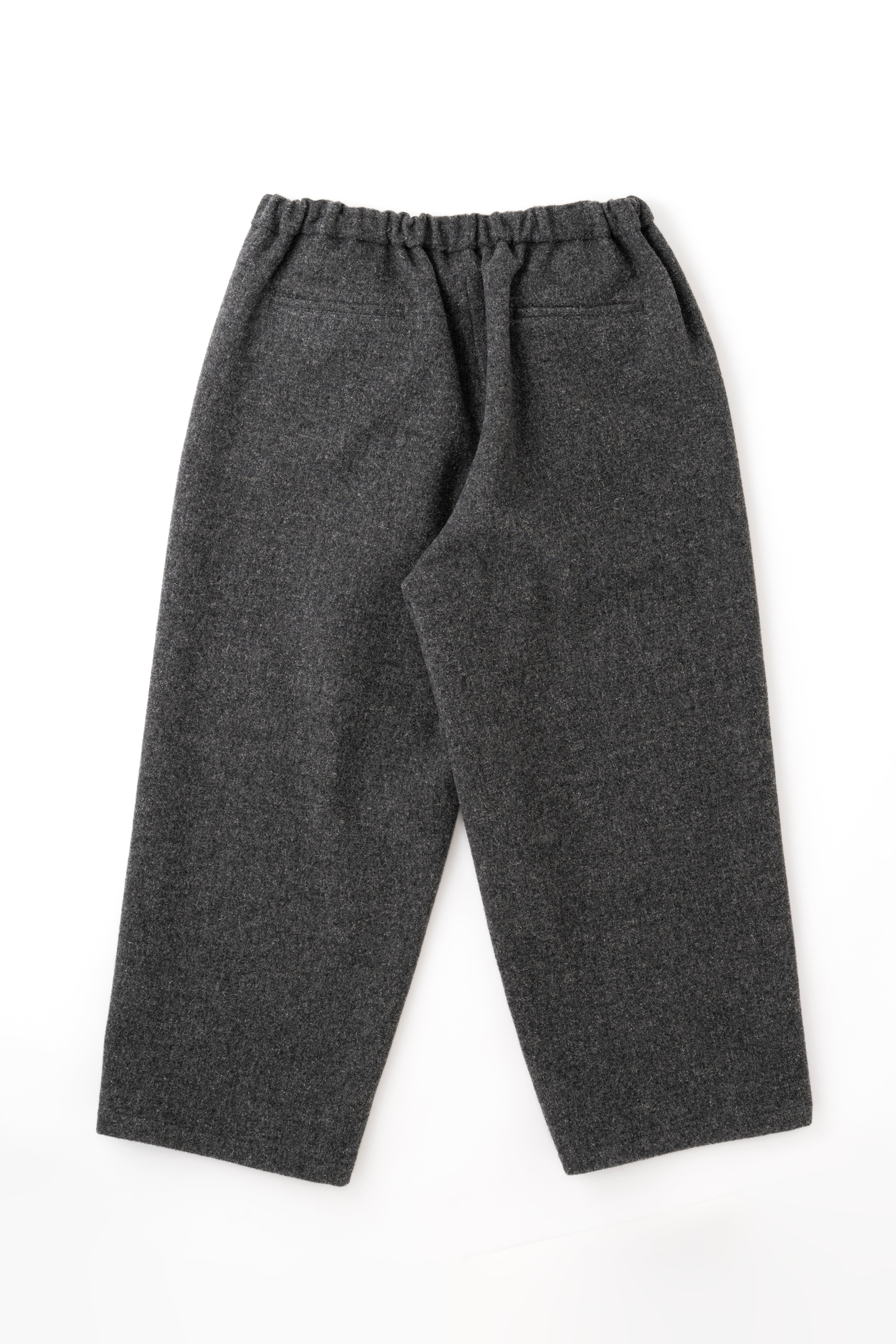 BAGGY PANTS
