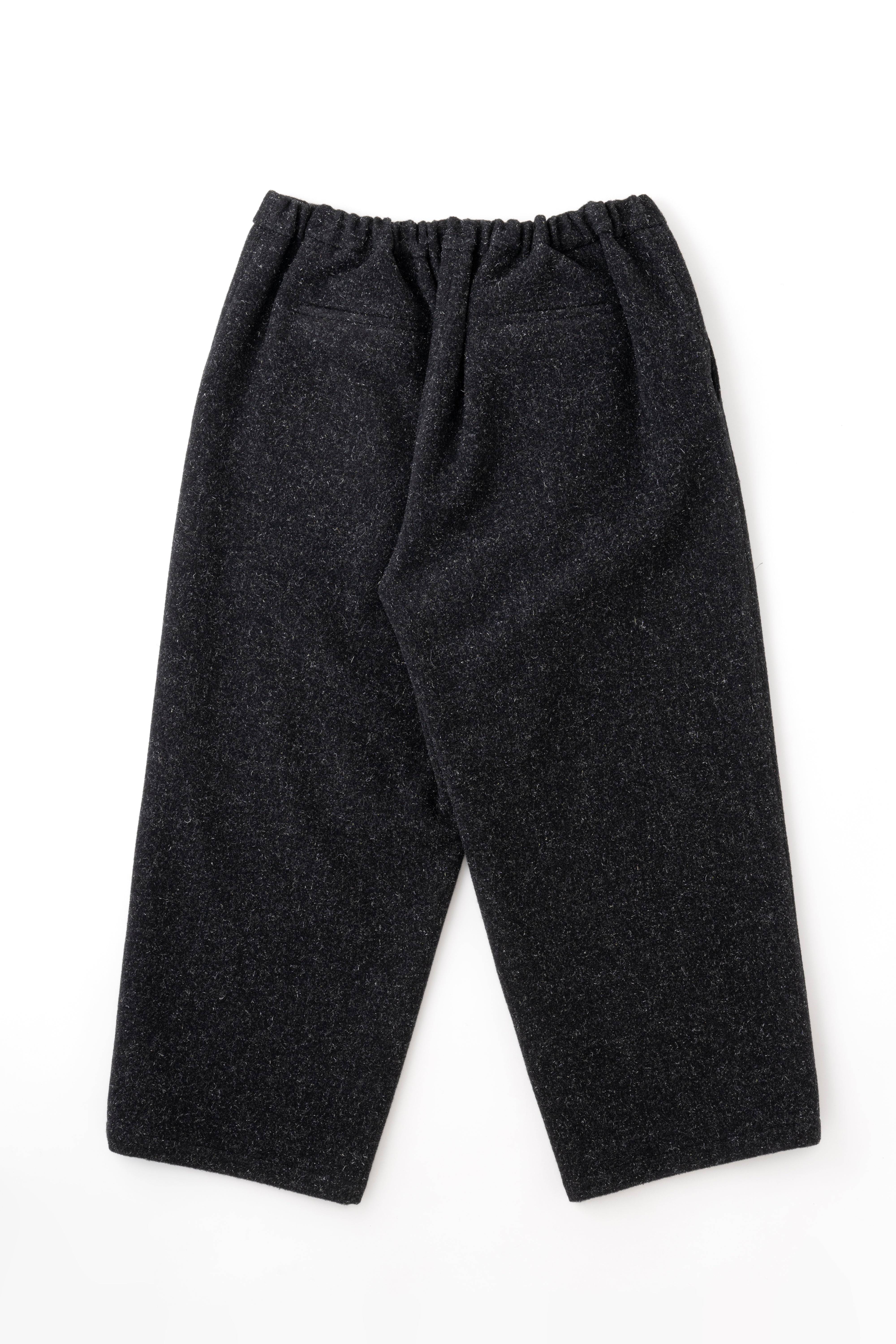 BAGGY PANTS